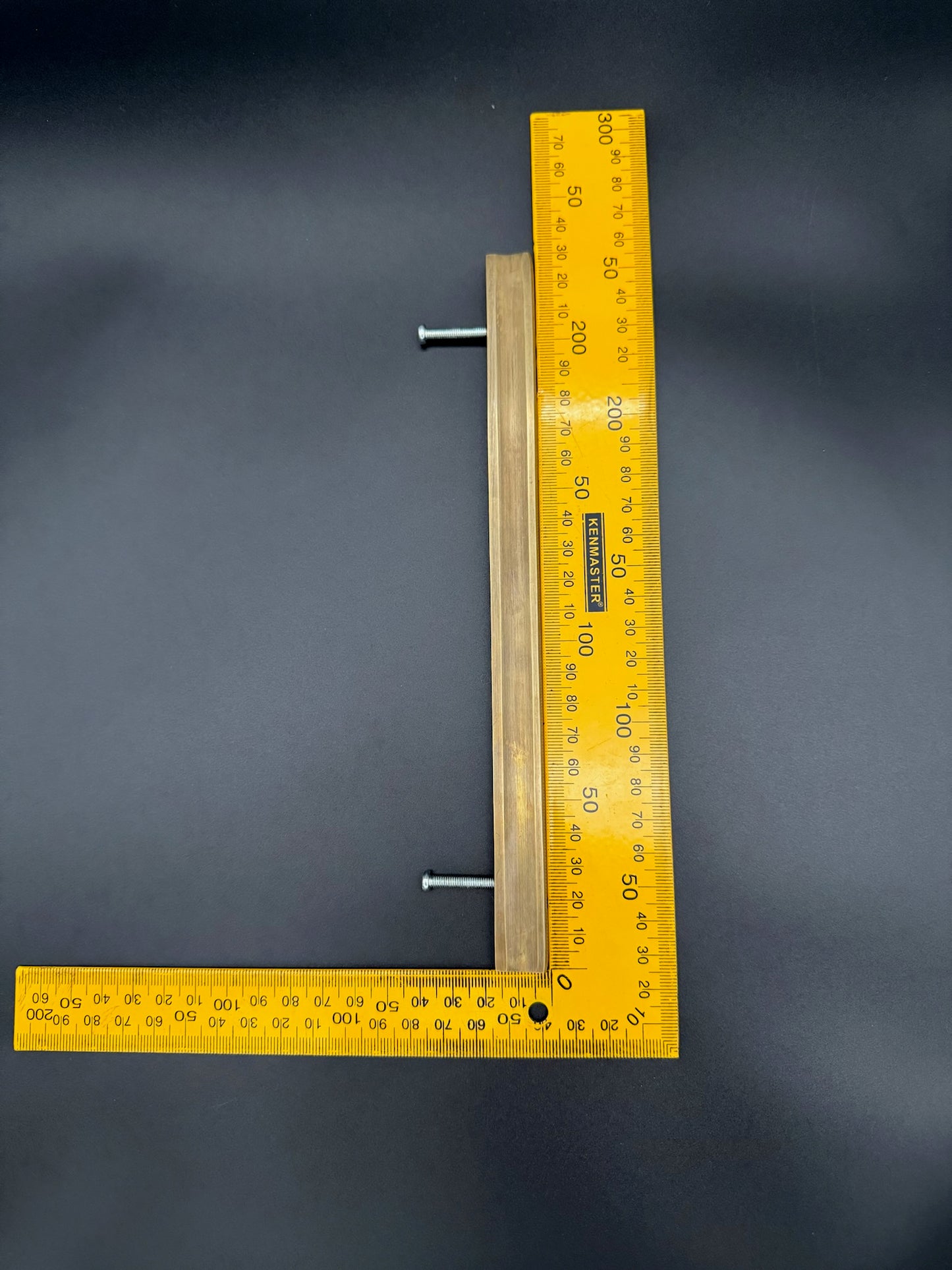 Concave Pinch Pull Rectangular Door Pull 23cm