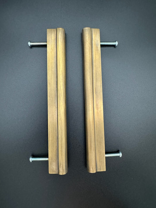Round Pinch Pull Rectangular Door Pull 16cm