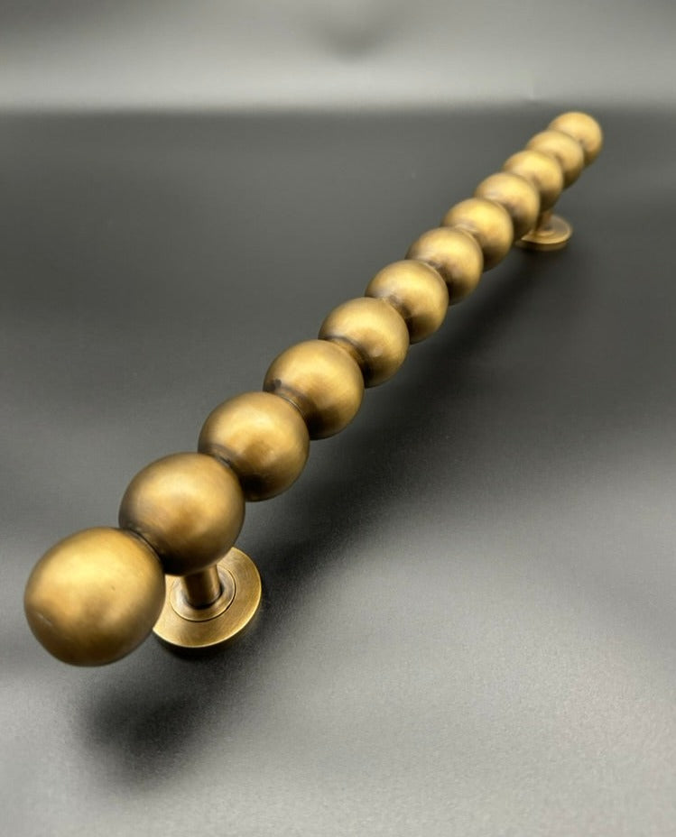 Twelve Ball Door Pull 36cm