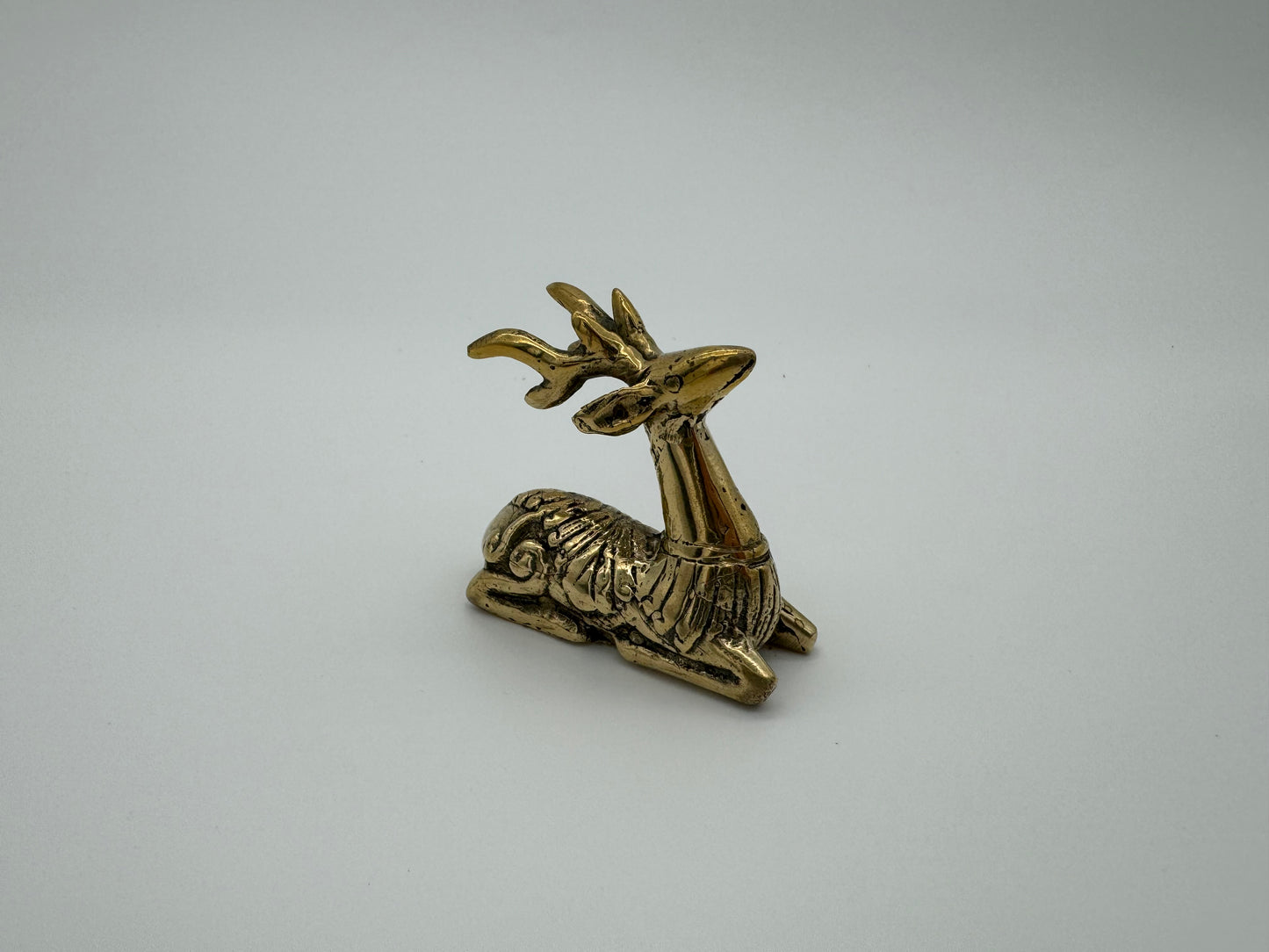 Reindeer Patterned Lying looking forwards 6cm
