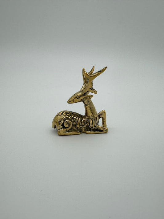 Reindeer Patterned Lying looking back 6cm