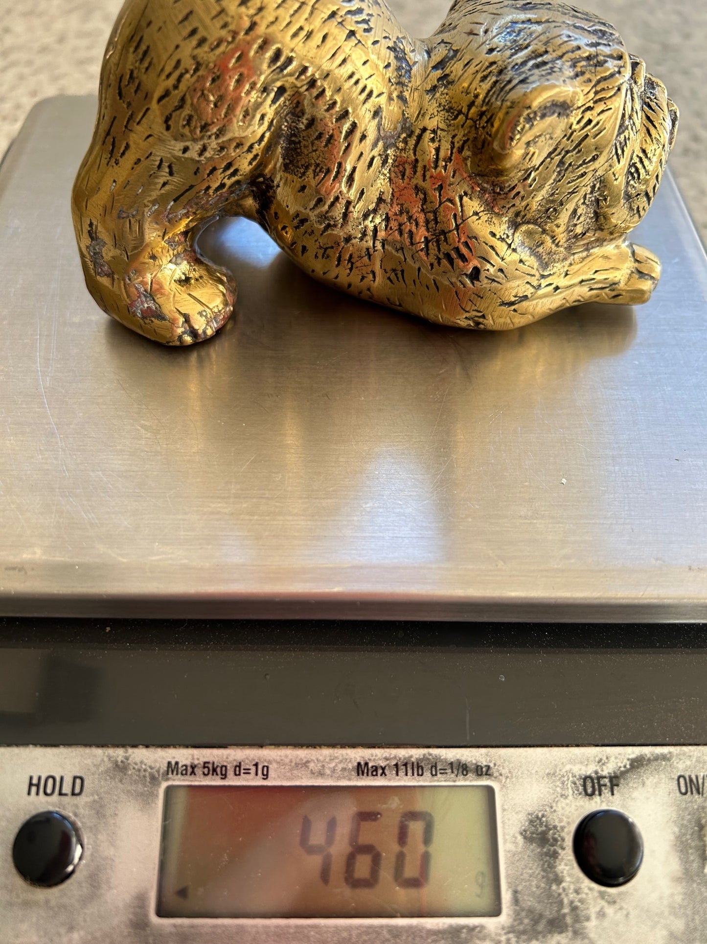 English Bulldog Playing, 11cm