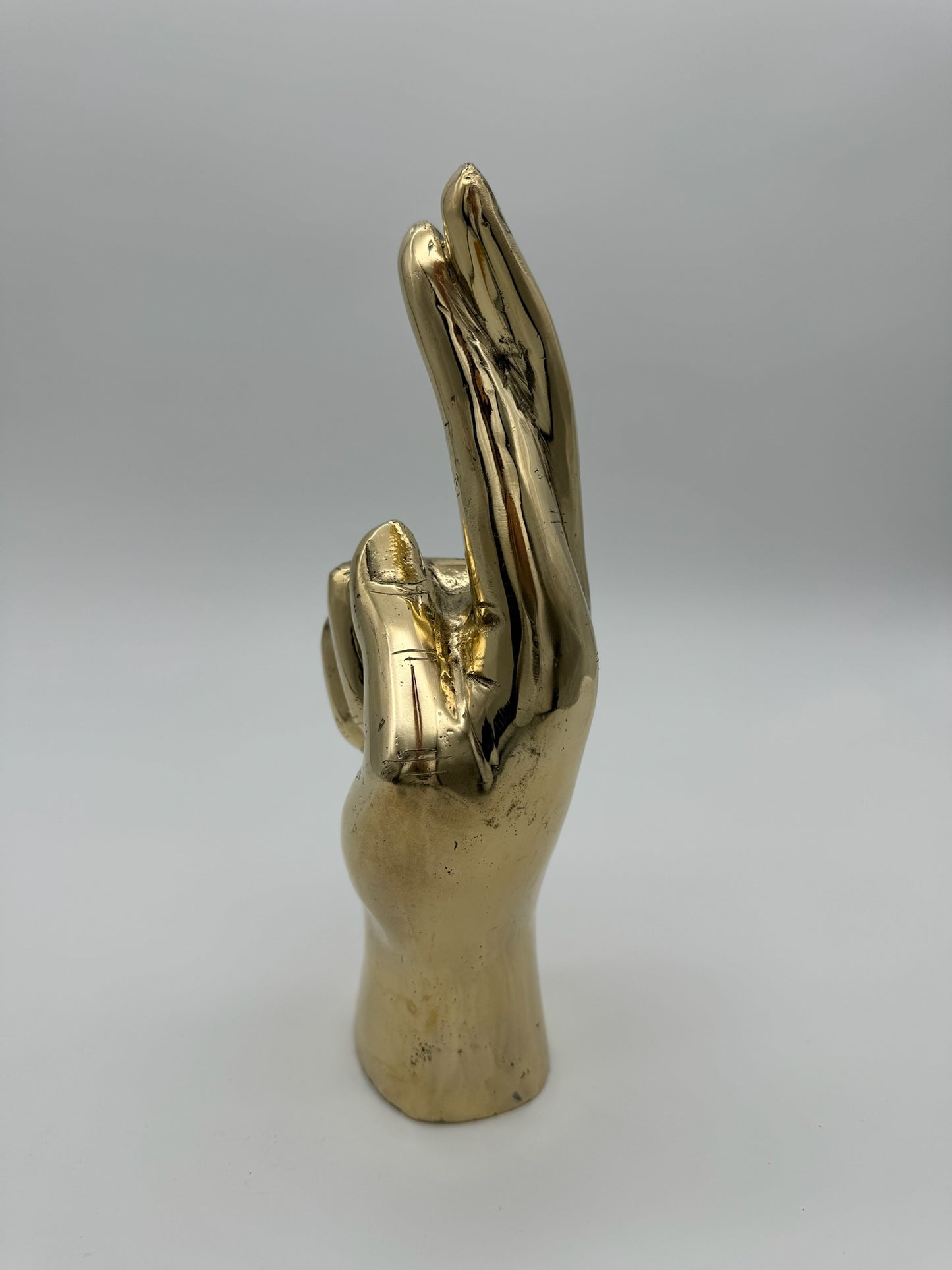 Fingers Crossed Hand 24cm