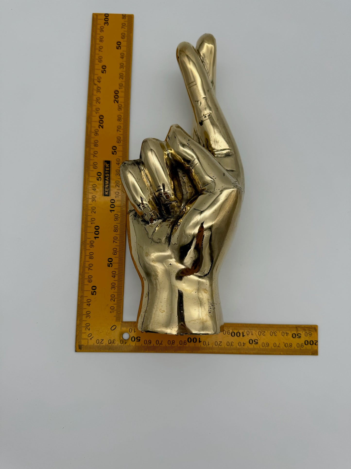 Fingers Crossed Hand 24cm