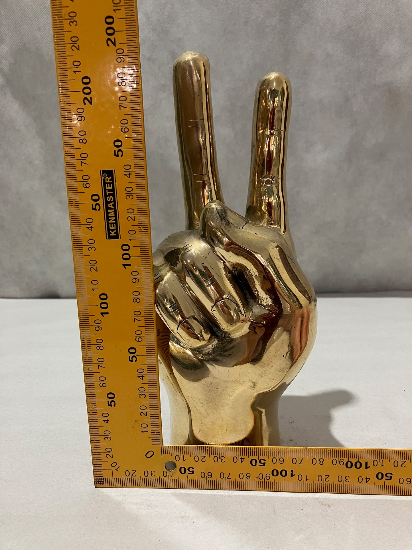 Peace out hand or Giving the Bird 24cm