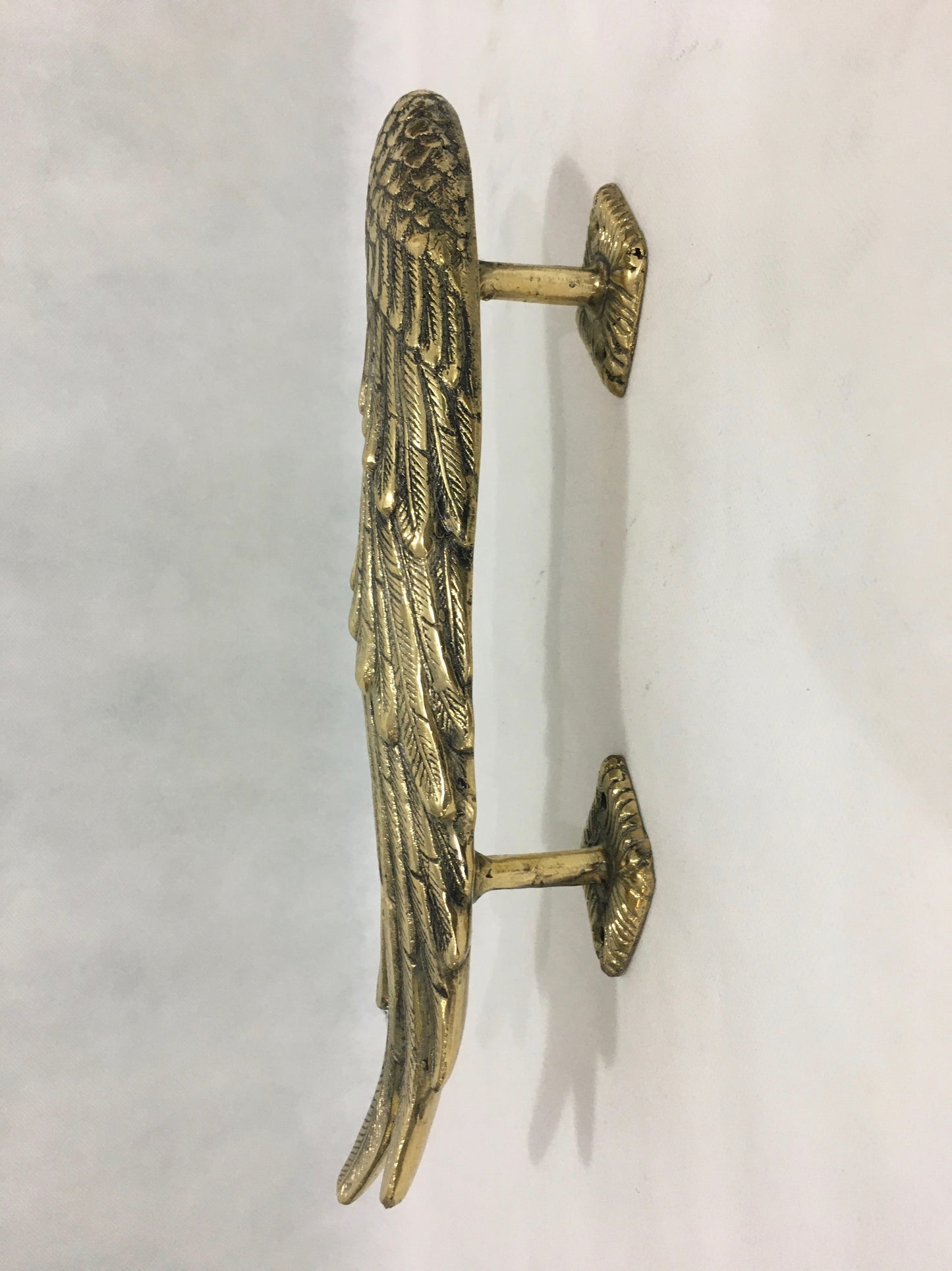 product image hero 1 - Wing door handle - Handmade in bronze