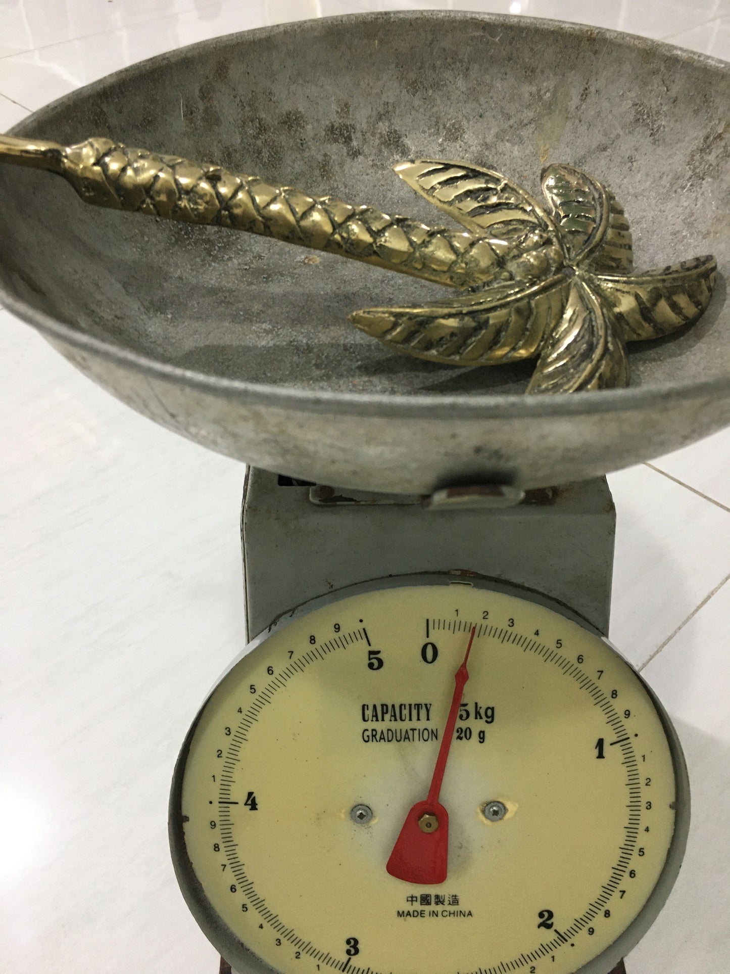 product image weight - Palm Clothes | Towel | Robe Hook - Handmade in bronze