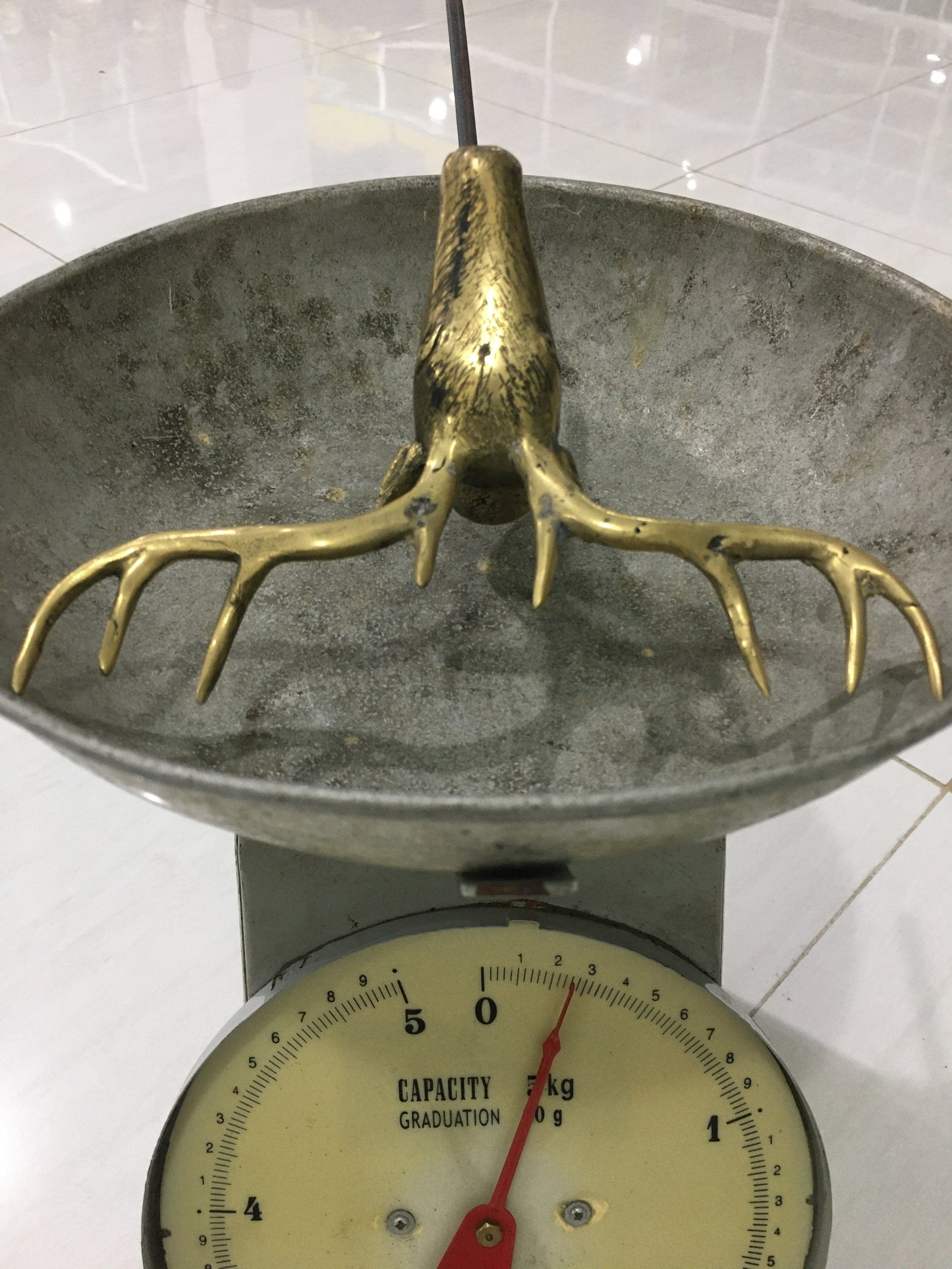 product image weight - Deer Garden | Planter Ornament on spike - Handmade in bronze