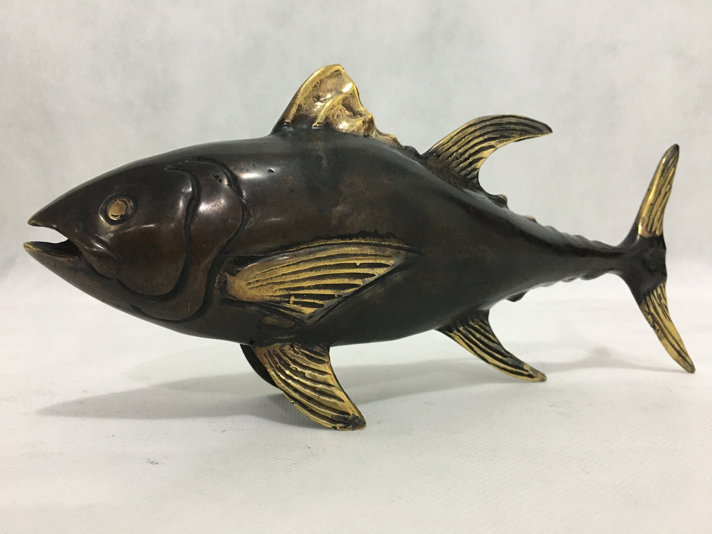 product image hero 5 - Tuna (medium 23cm) - Handmade in bronze