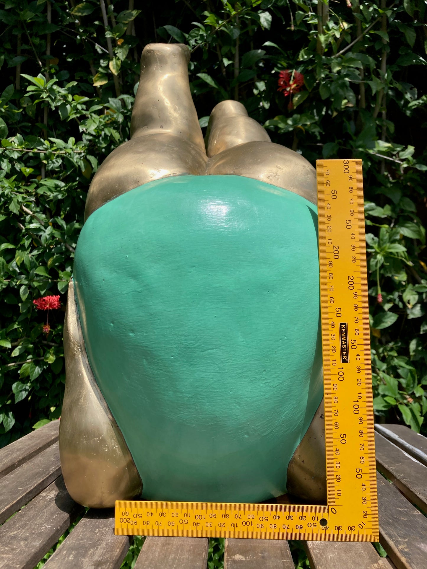 product image dimension 2 - Bronze Betty Classic - Handmade in bronze