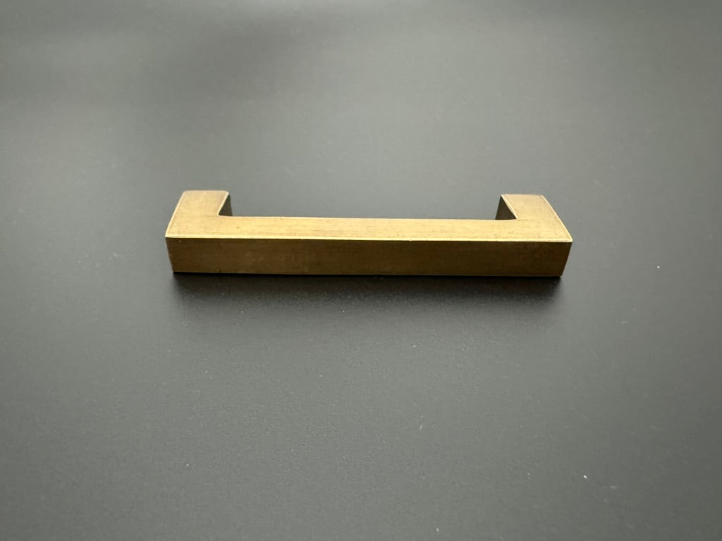 Square Door Pull (9cm)