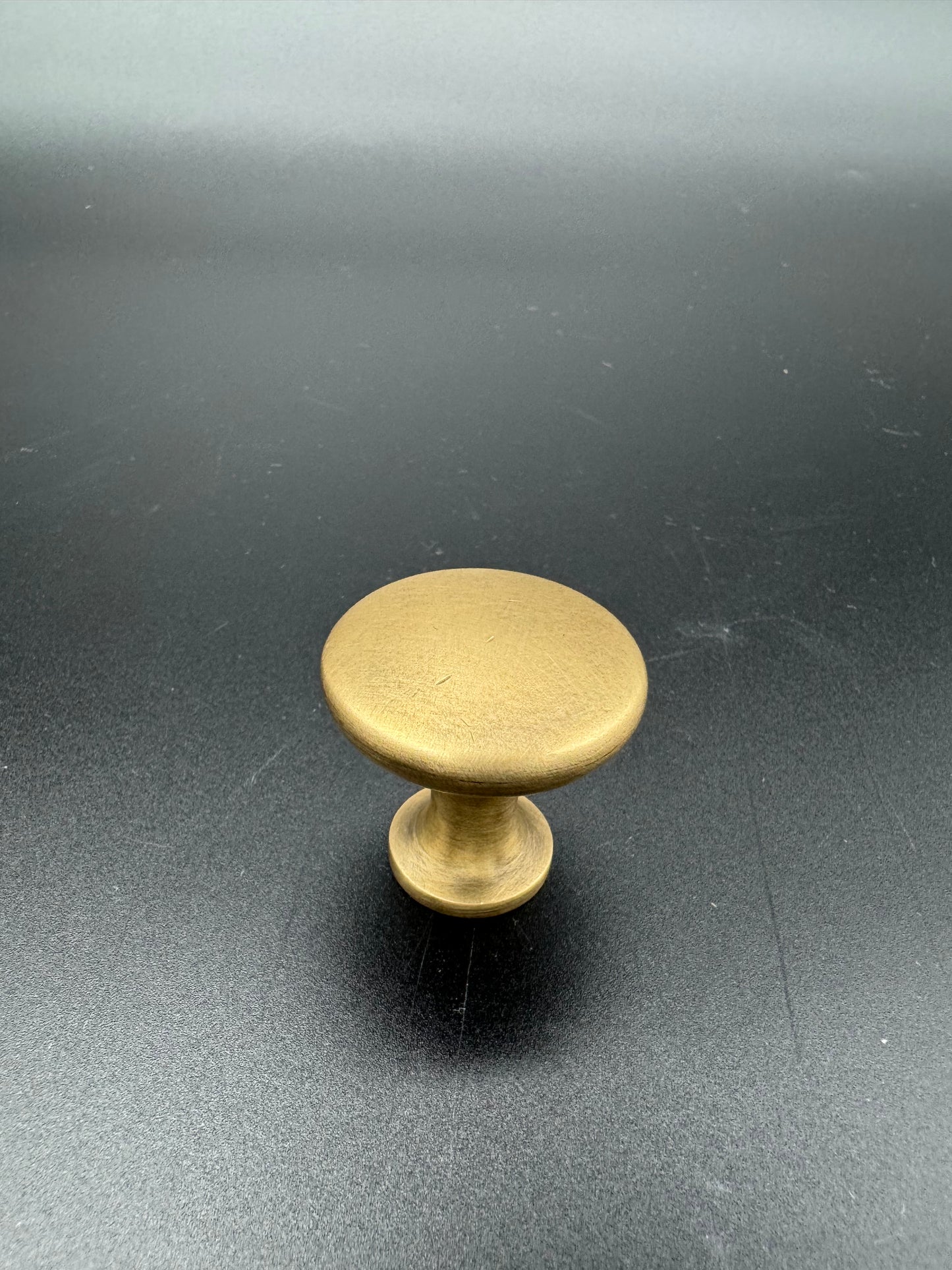 Round Tapered Knob, 3.2cm