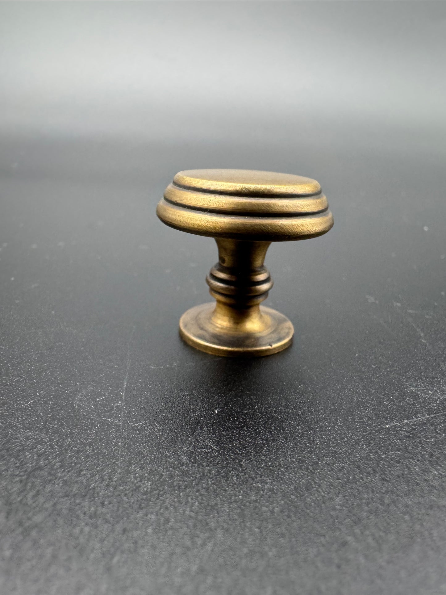 Round Edge Brass Knob, 2.7cm