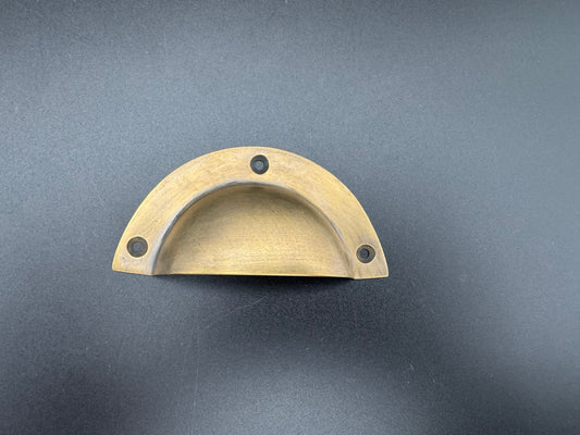 Concave Arc Brass Cup Pull, 9cm