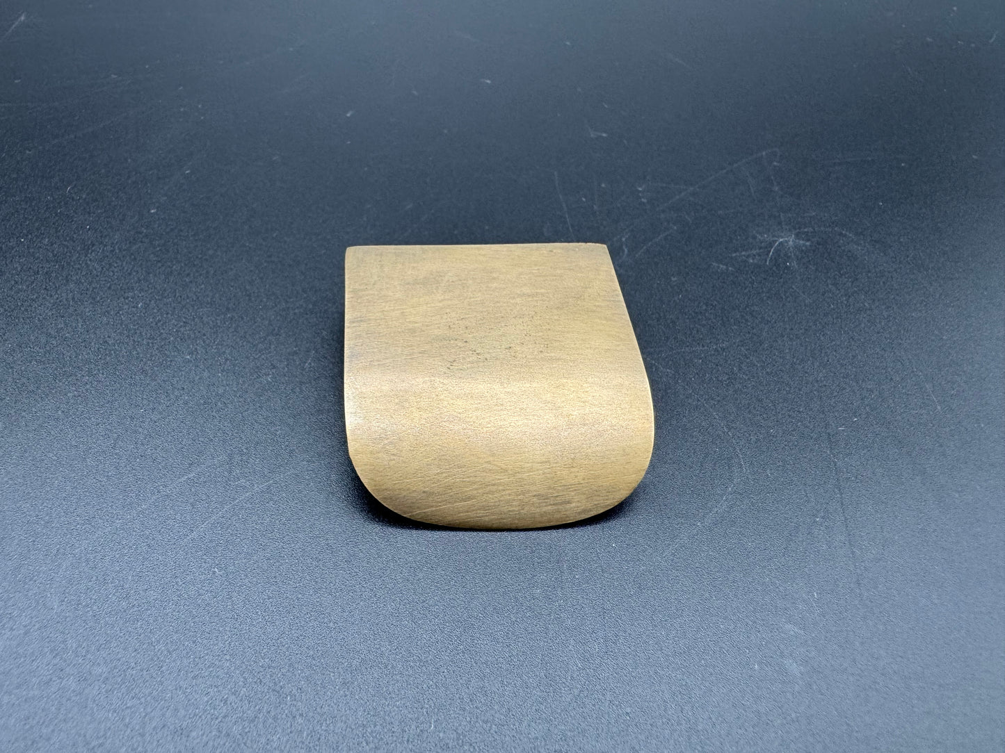 Tongue Brass Ledge Pull, 4.7cm