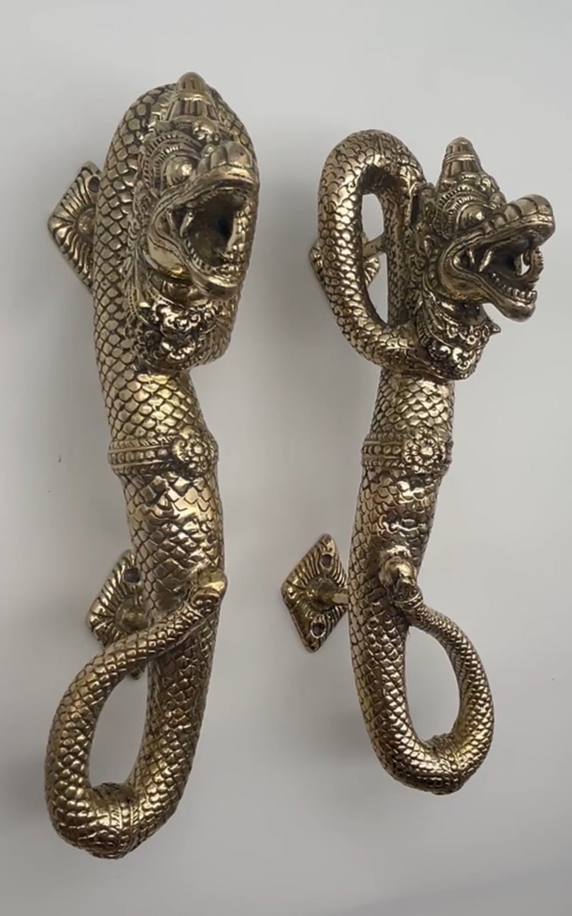 Dragon Door Handle 40cm (left & right)