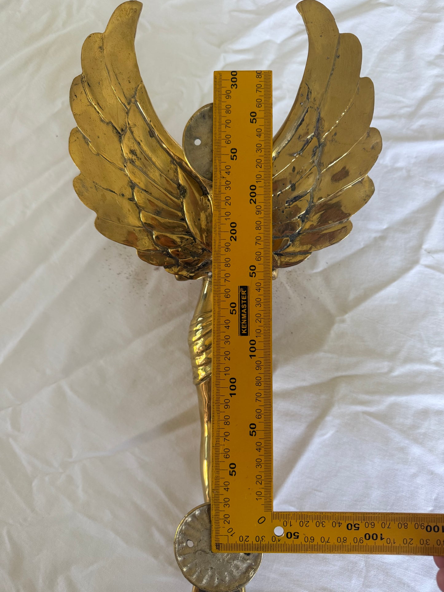 Angel (female) with wings door handle