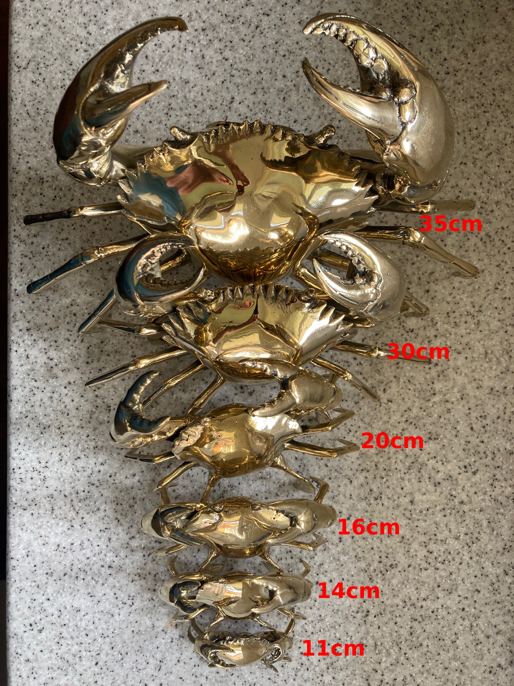 product image hero 5 - Crab Statue (20cm) - Handmade in bronze